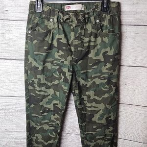 Levi's Girl's Green Camouflage Stretch Joggers